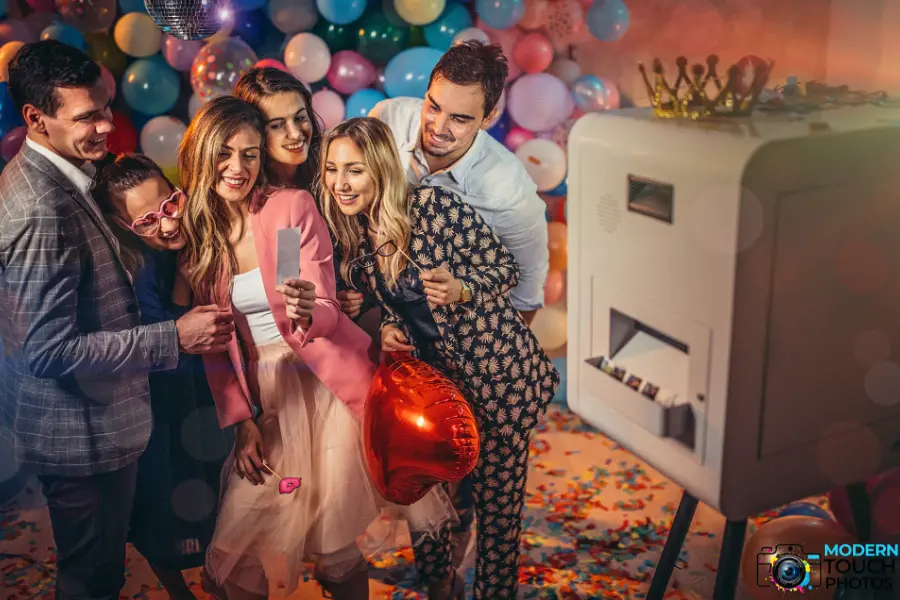 Right 360 Photo Booth Vendor